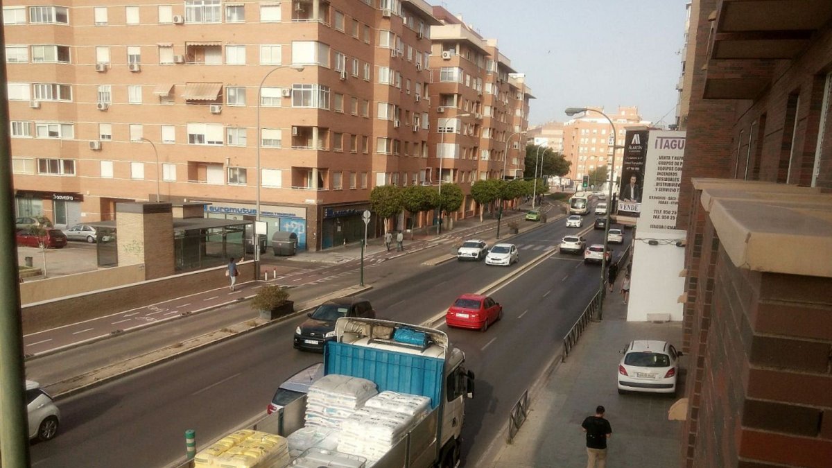 Camión de gran tonelaje en la zona.