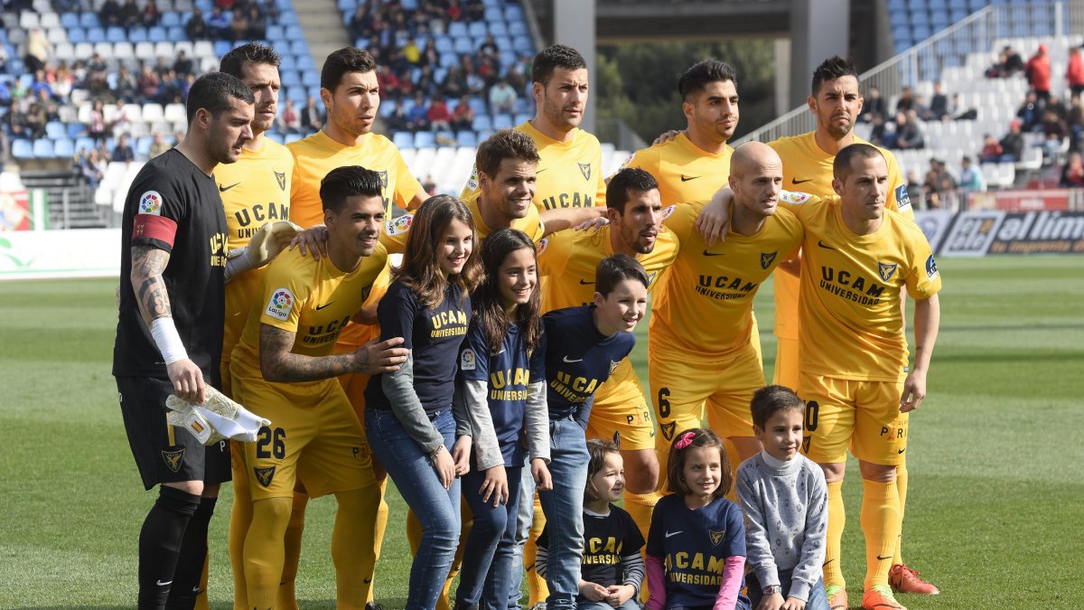 El UCAM complica las cuentas del Almería.