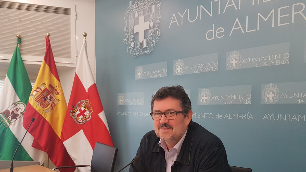 Rafael Esteban, portavoz de IU