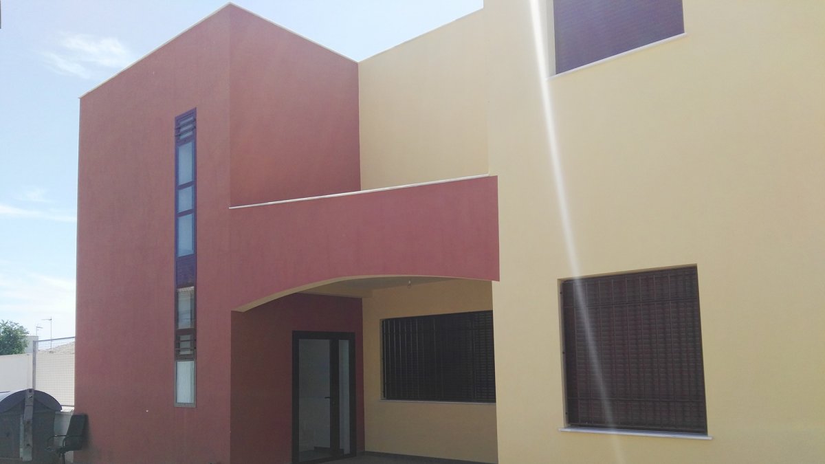 Escuela Infantil de Los Gallardos, en la calle Margallo.