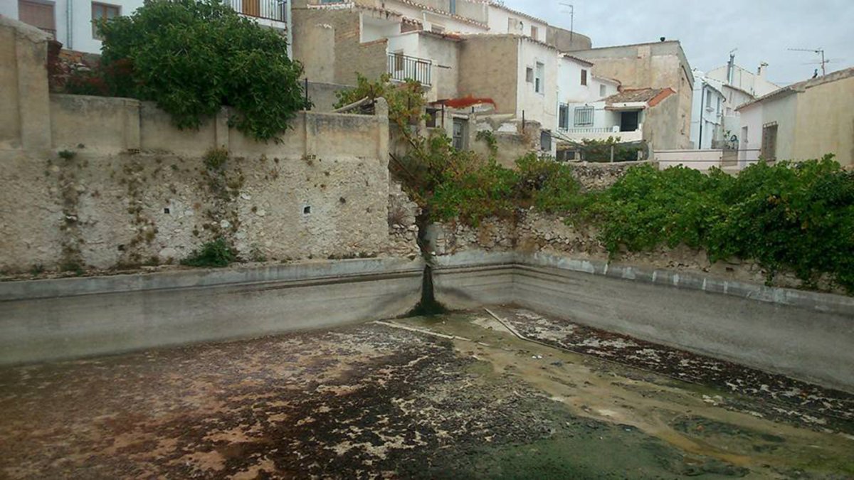 El manantial de la Balsa Vicaria de Vélez Blanco sin agua, en una imagen de 2016.
