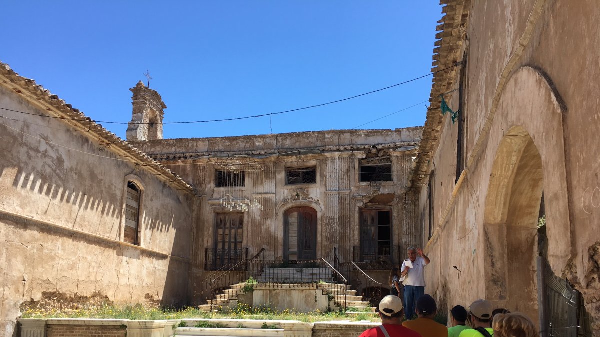 Zona de entrada al Palacio del Almanzora en uno de los últimos actos que ha acogido.