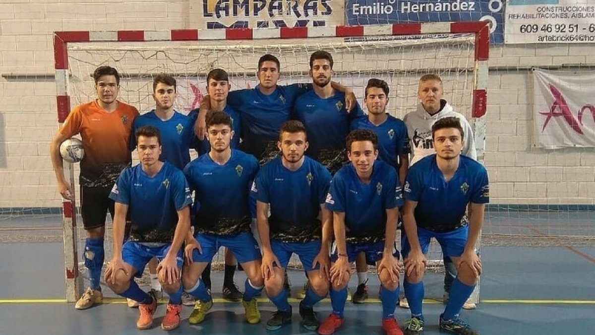 El Mena empieza los cruces como primero.