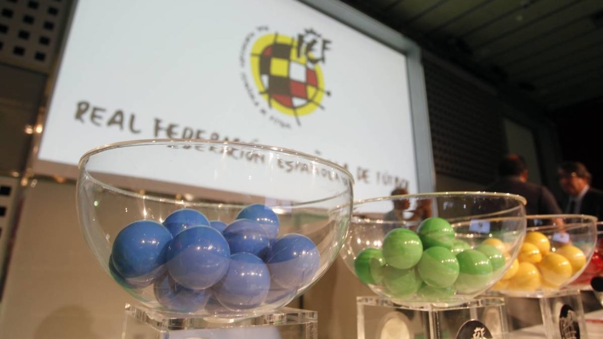 Las bolas están cantadas.