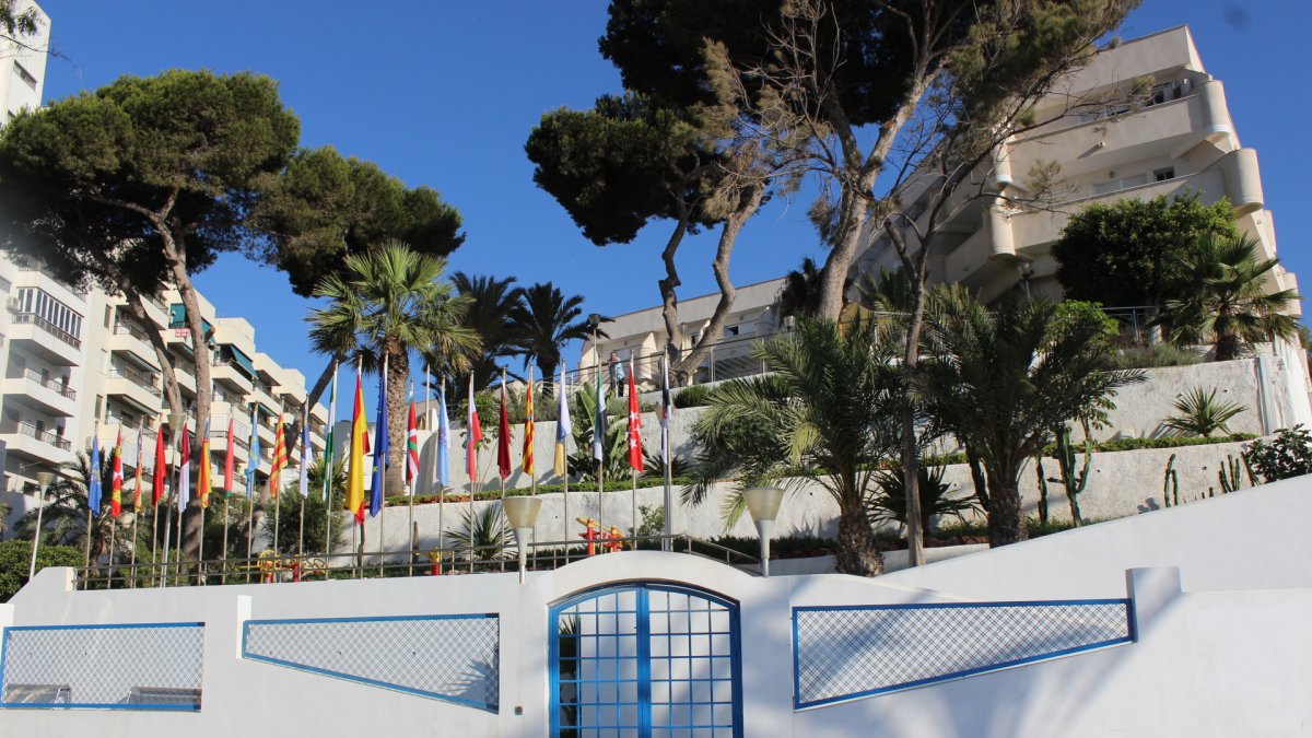 Residencia de Tiempo Libre de Aguadulce, situada en primera línea de playa.