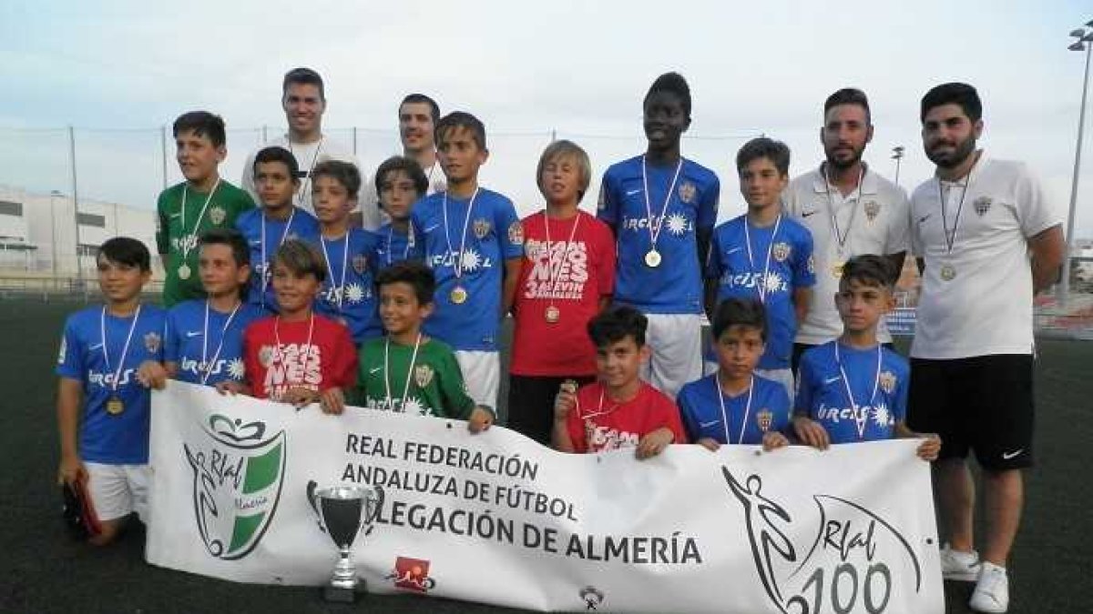 El Almería sigue fiel una temporada más a la cita con las medallas.