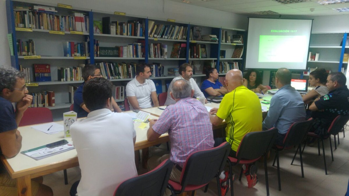 Reunión de integrantes del Plan Local de Salud.