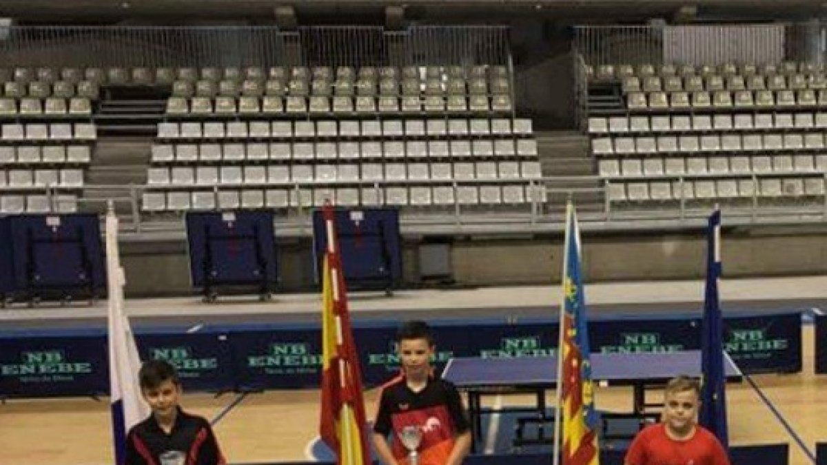 Alonso Rincón en el podium.