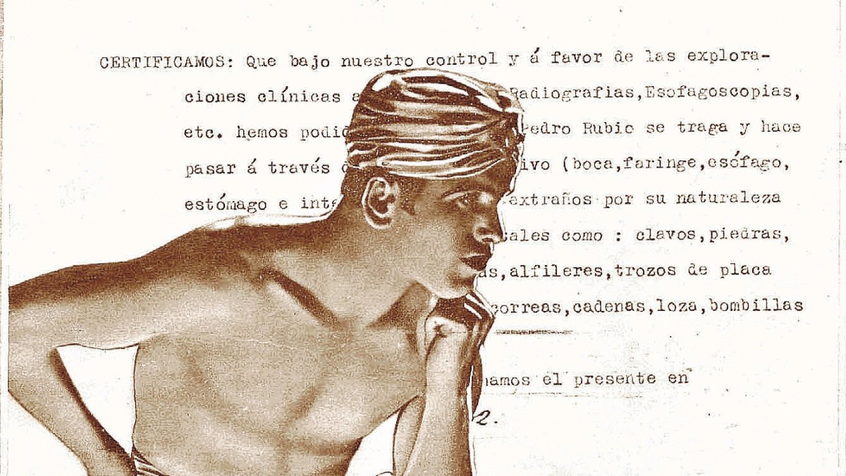 Pedro Rubio Pelegrín en la portada del Semanario Estampa, en 1932, tocado con un turbante y junto al certificado médico que acreditaba que tragaba -s