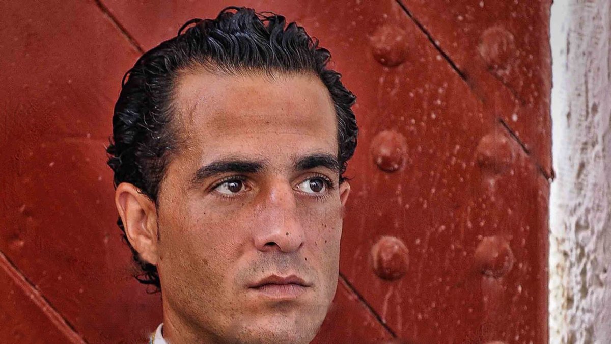 Fandiño ante su último paseíllo en Almería.