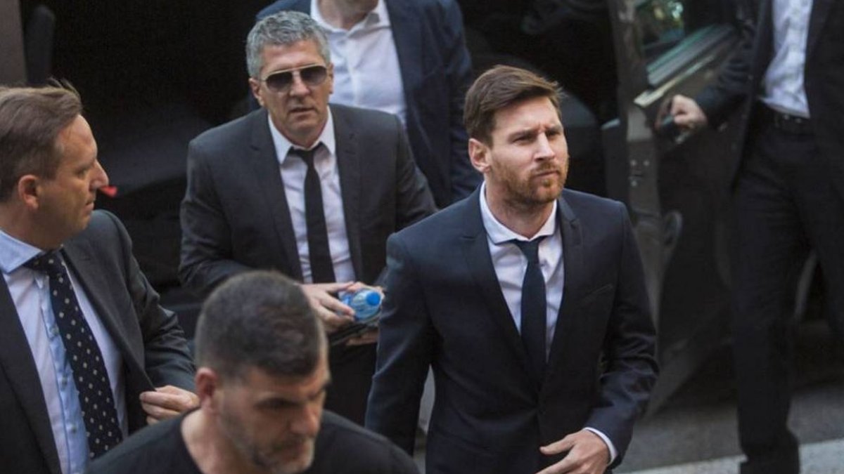 Leo Messi.