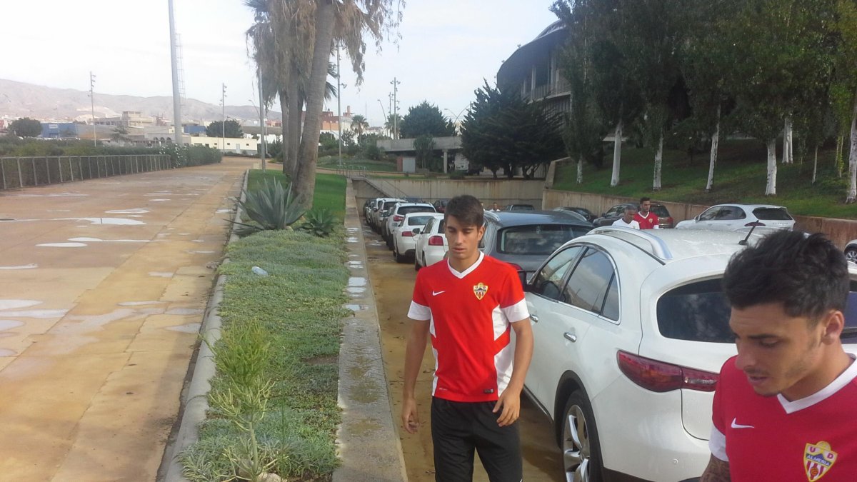 Josema en un entrenamiento del Almería.