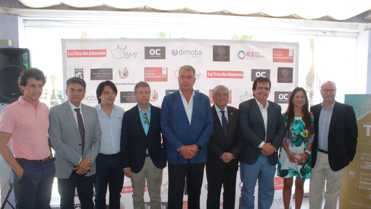 Ruiz Manuel, Miguel Cazorla, Cs; Manuel Guzmán, tte. de alcalde;?Manuel Cuesta, Plaza; Óscar Martínez, BMF; Andrés García Lorca, subdelegado; Antoni