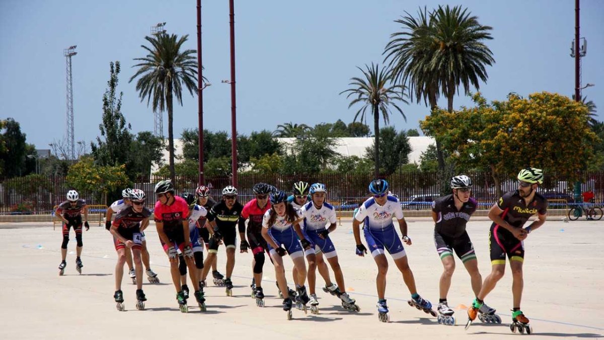 Disfrutando de una jornada de patinaje.