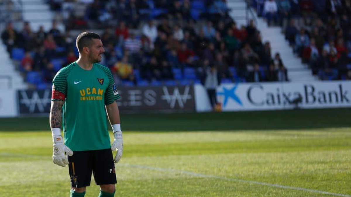 Biel Ribas con el UCAM.