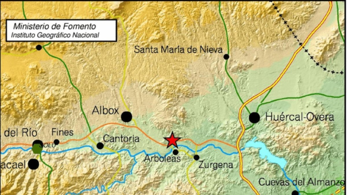 Punto en el que se ha localizado el epicentro, en un mapa del IGN.