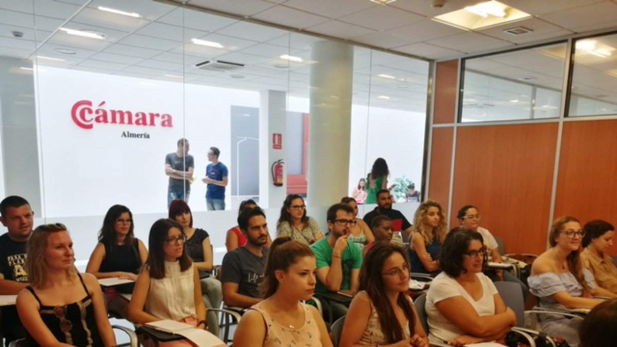 Los talleres sobre empleabilidad y emprendimiento se han celebrado en la sede de la Cámara de Comercio.