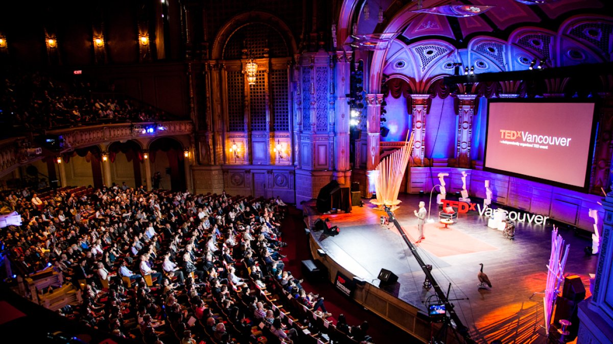 Impactante imagen de TEDxVancouver, ciudad donde ahora tiene sede esta organización sin ánimo de lucro.