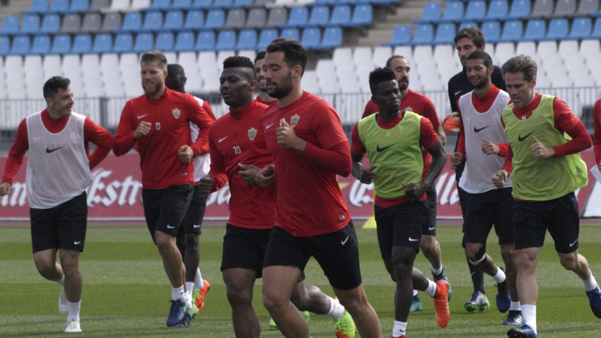 El Almería comienza a entrenar este miércoles.