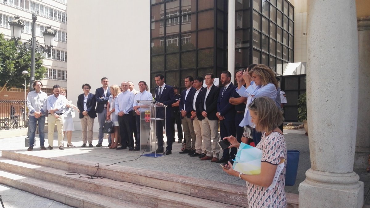 Concentración en Alcaldía de Almería.