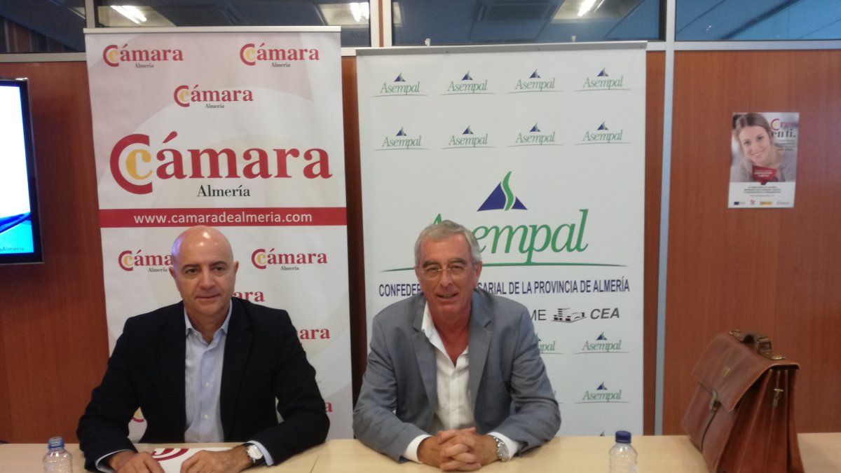 Los presidentes de la Cámara y Asempal reivindican más agua