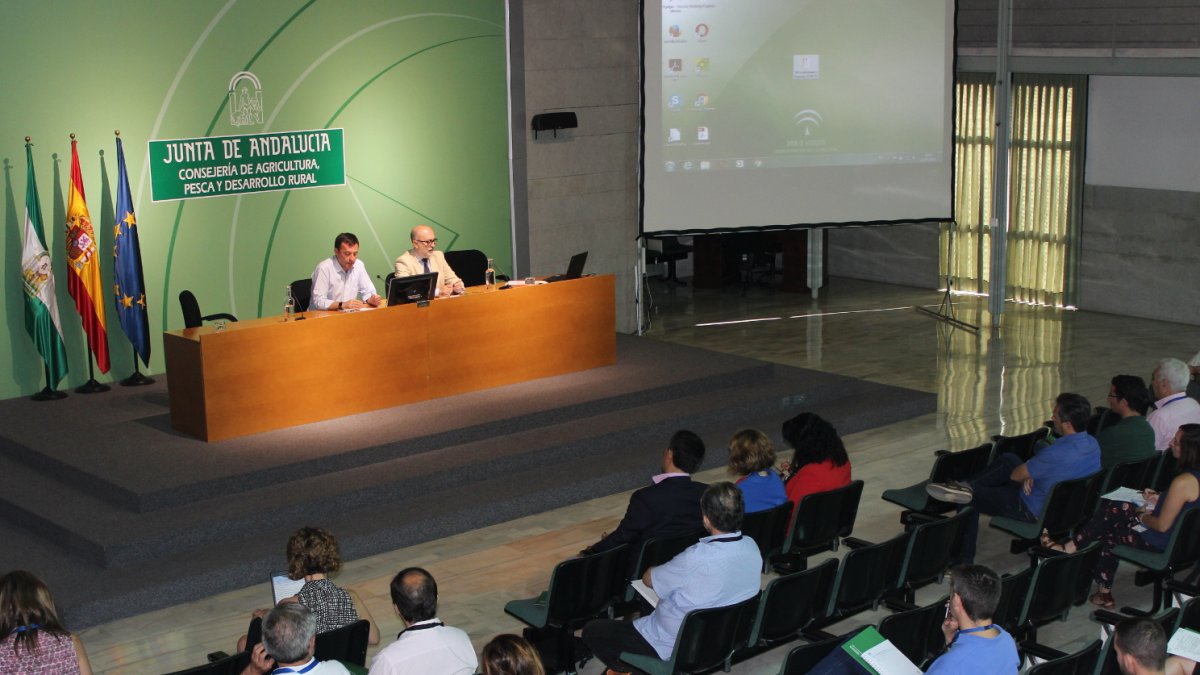 El vicepresidente de Agricultura de Andalucía, Ricardo Domínguez, durante la presentación de la jornada sobre trazabilidad y big data en el sector ag