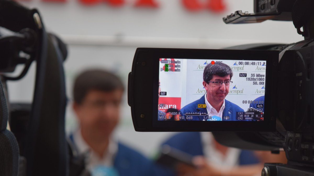 Juan Marín, portavoz autonómico de Ciudadanos, durante una intervención ante la prensa en Almería.