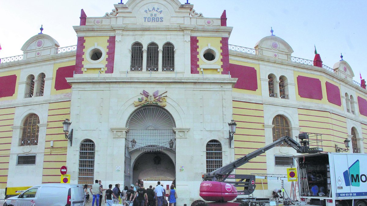 Rodaje de Domino el pasado lunes en la Plaza de Toros de Almería.