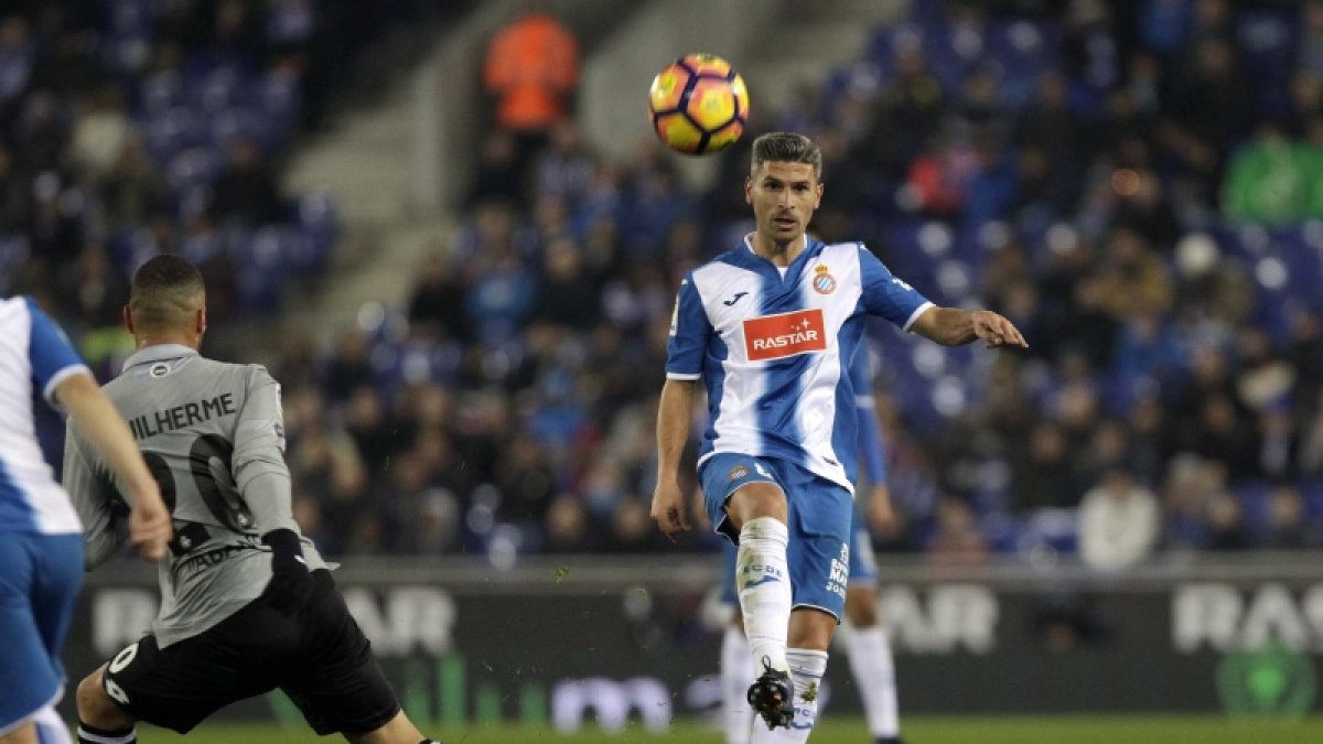 Salva Sevilla sería el complemento ideal para Caballero.