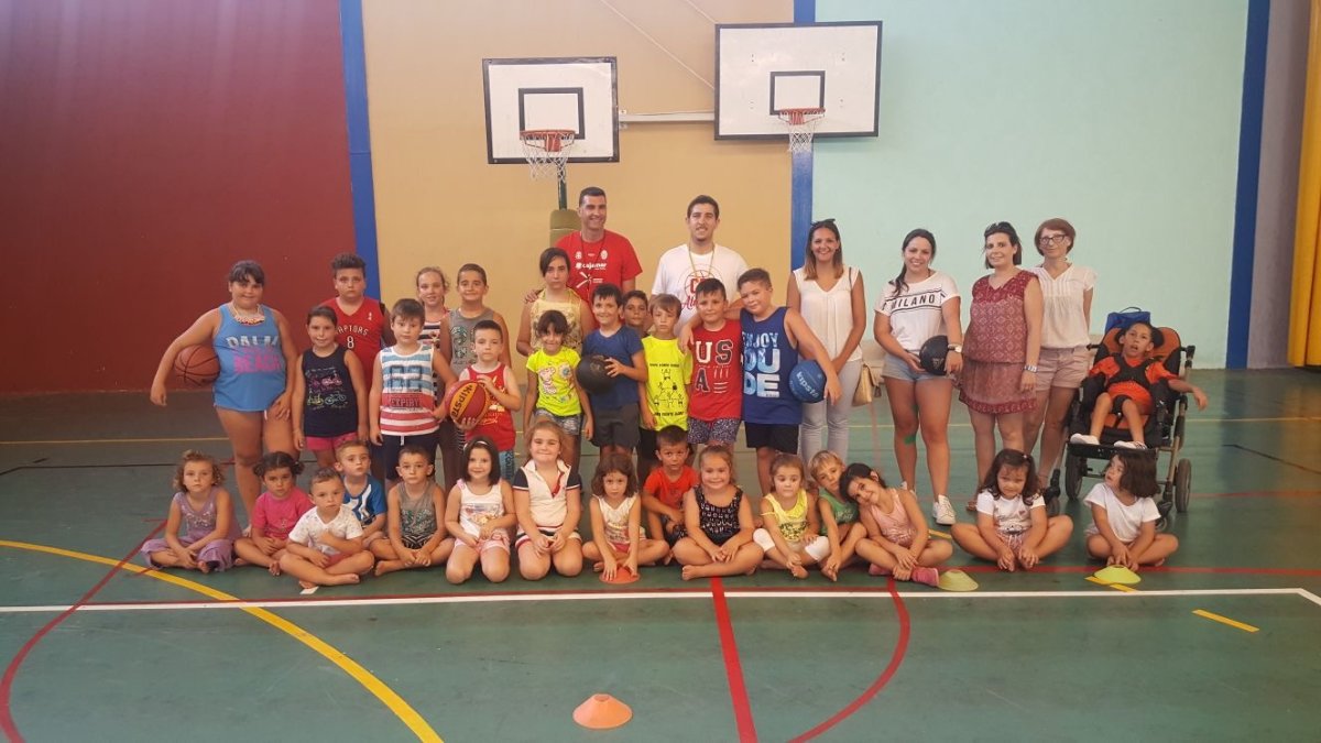 El alumnado de la Escuela de Verano.