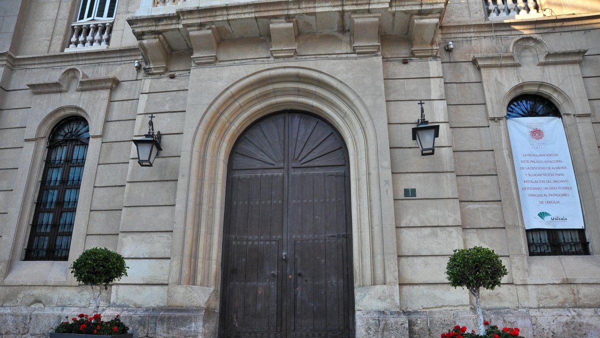 Fachada del Palacio Episcopal.