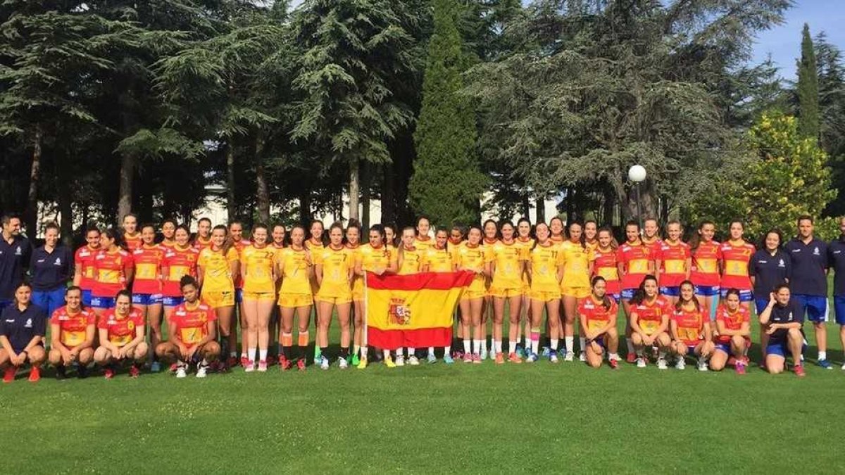 España necesita de los mejores jugadores y jugadoras.