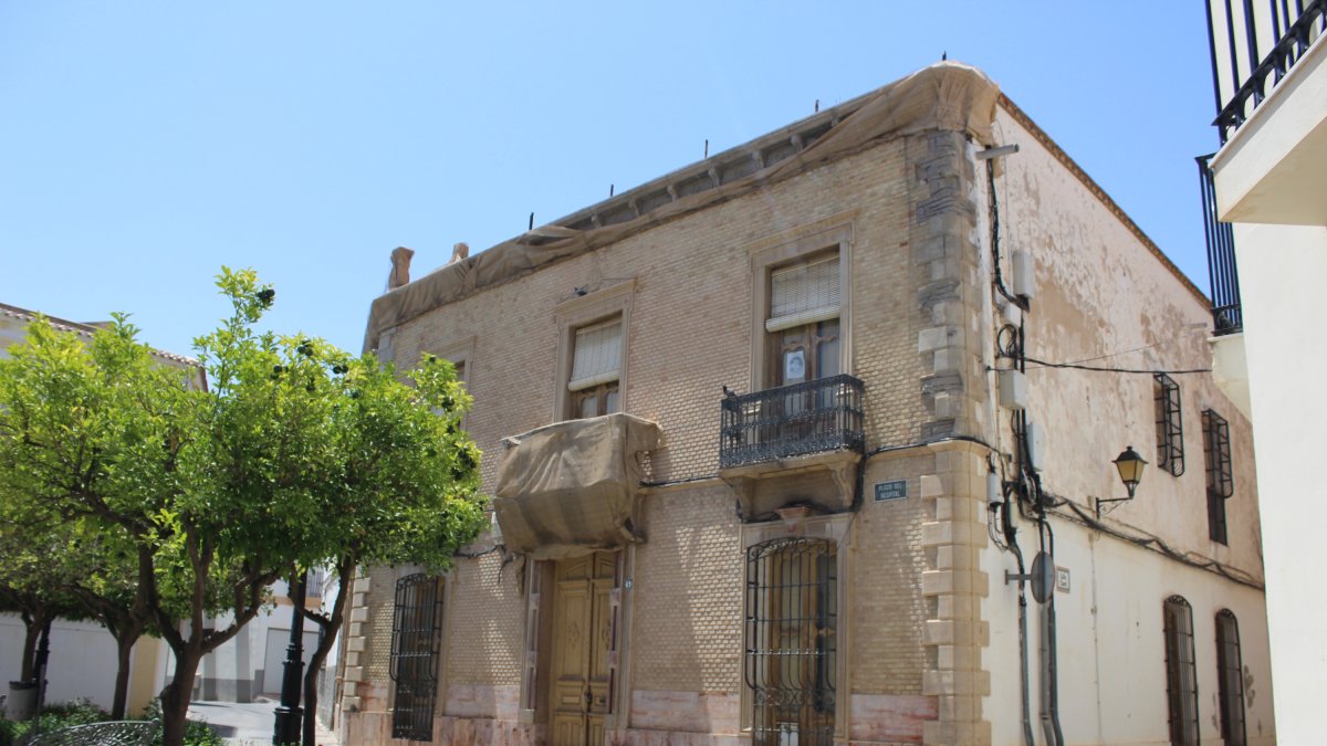 Vista actual de la fachada del edificio de los antiguos juzgados.