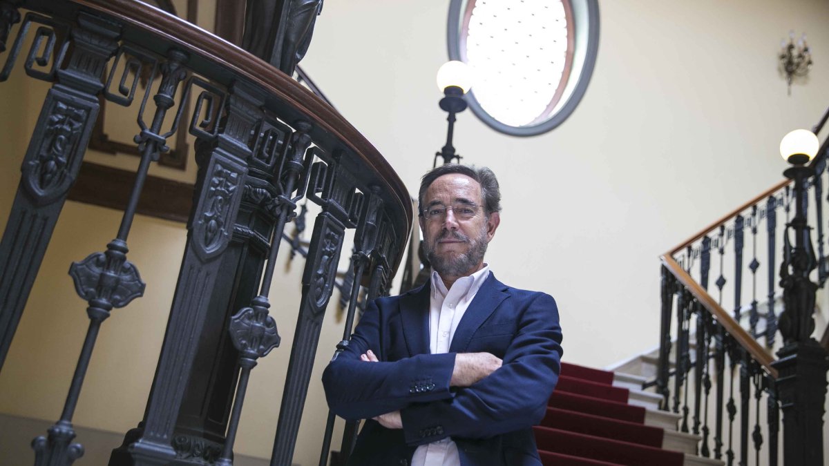 Felipe López durante su visita a Almería la pasada semana, en la sede de la Delegación del Gobierno de la Junta de Andalucía.
