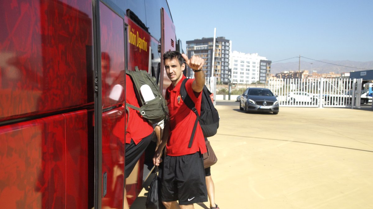 Pablo Caballero dando el OK a LA VOZ.
