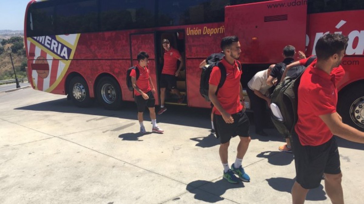 El equipo, a su llegada a Mijas.