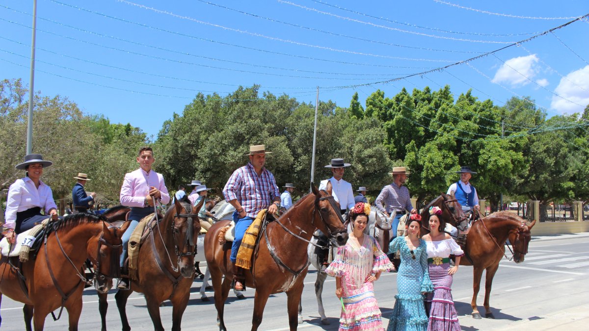 Paseo a caballo en la feria de San Isidro en El Ejido en 2017.