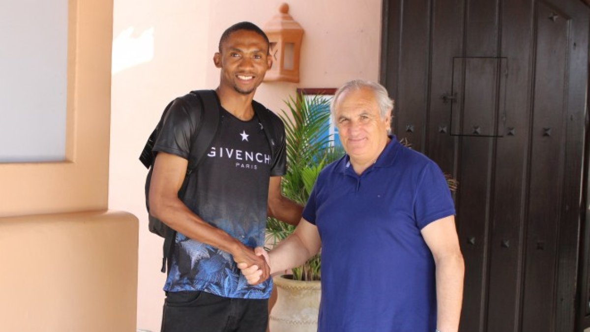 Lucien Owona con Alfonso García.