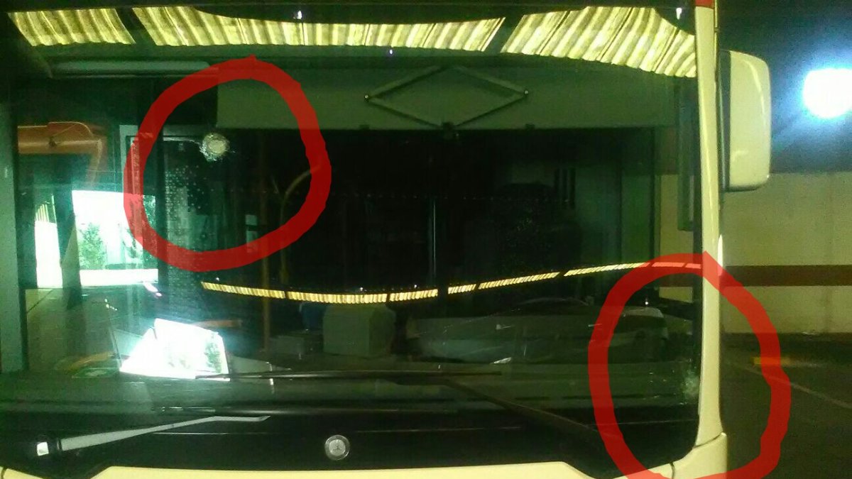 Detalle de los daños al autobús de Surbús.