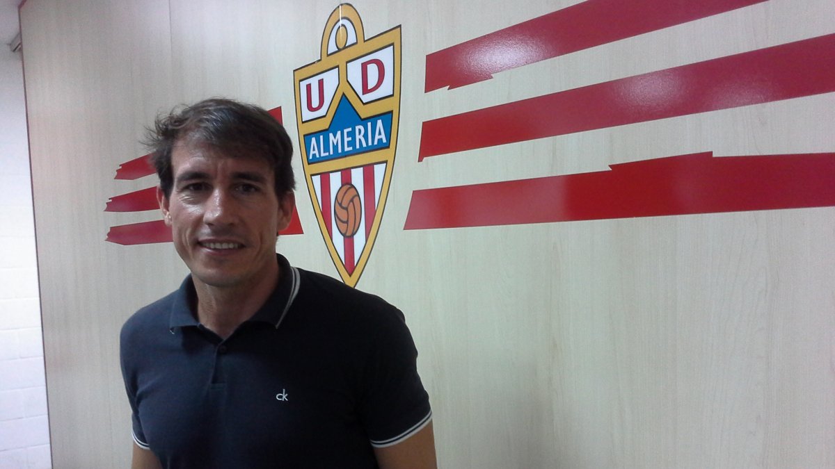 Ángel Luis Catalina en su etapa en el Almería, donde hizo un buen trabajo.