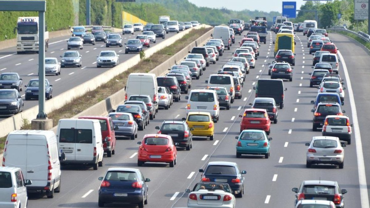 Durante las vacaciones estivales, los desplazamientos por carretera aumentan significativamente.