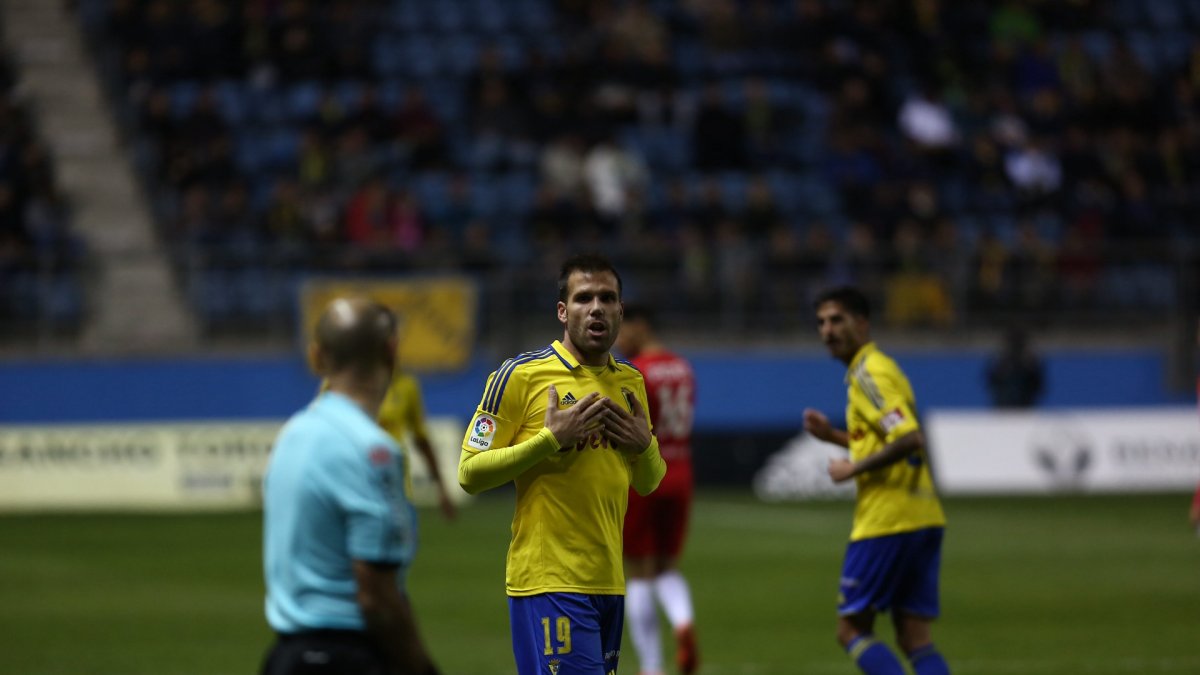 Alfredo Ortuño puede venir al Almería.