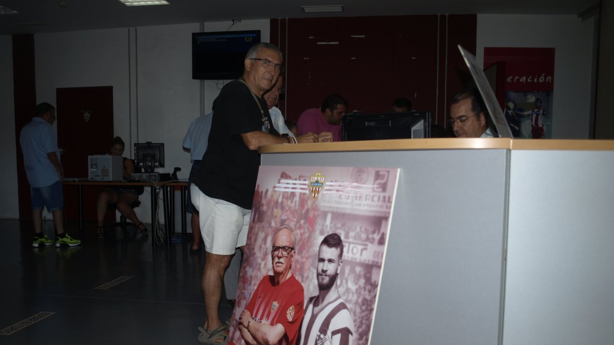 La afición responde a la llamada del club.