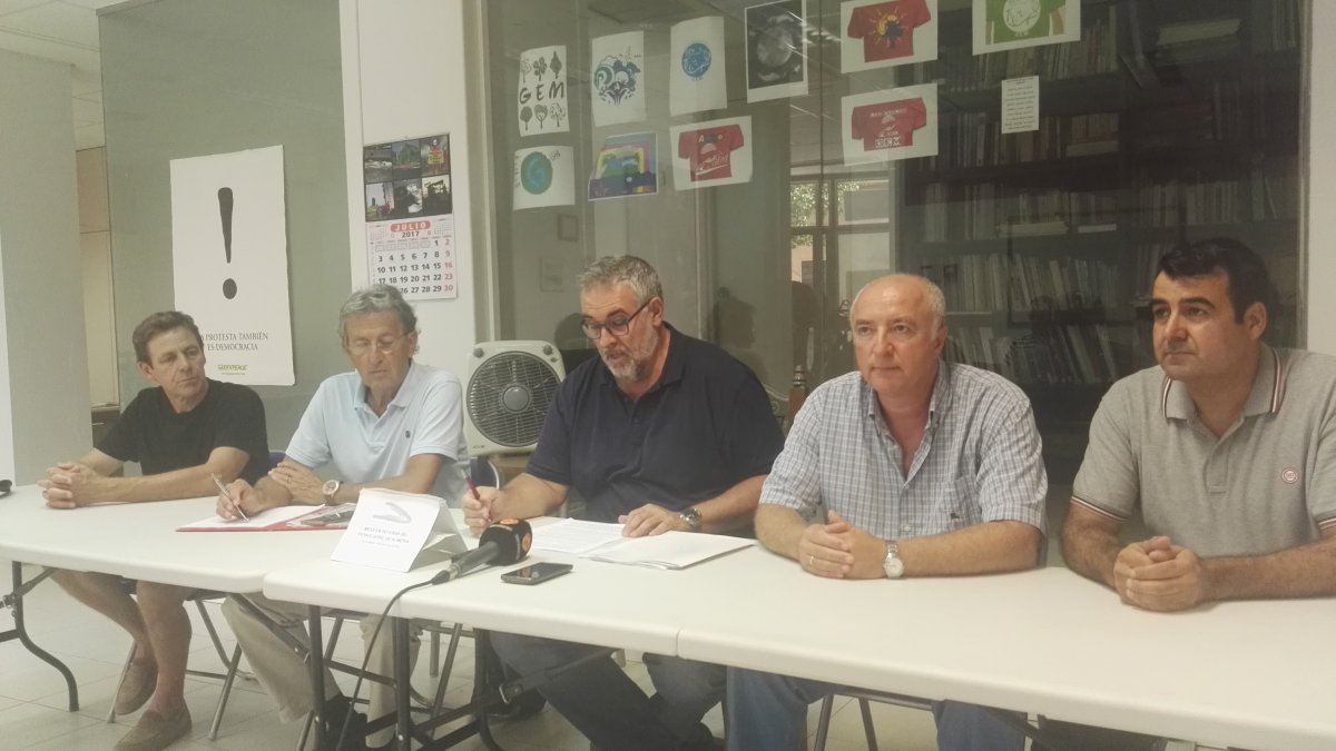 Rueda de prensa de la Mesa del Tren.