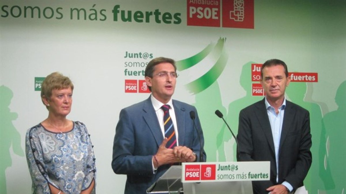 Consuelo Rumí, Sánchez Teruel y Pérez Navas.