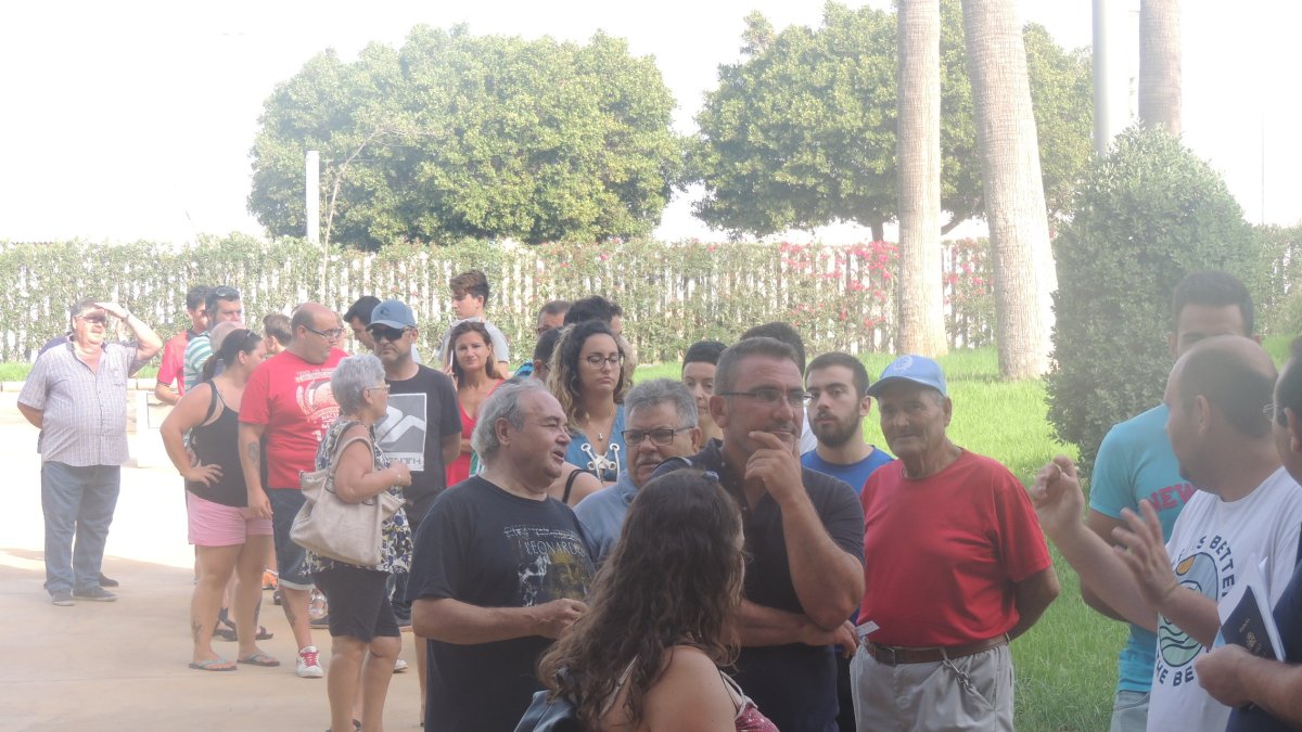 Aficionados para abonarse al Almería.