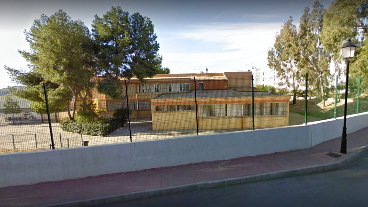 Colegio Ntra. Sra. del Carmen de Cuevas.