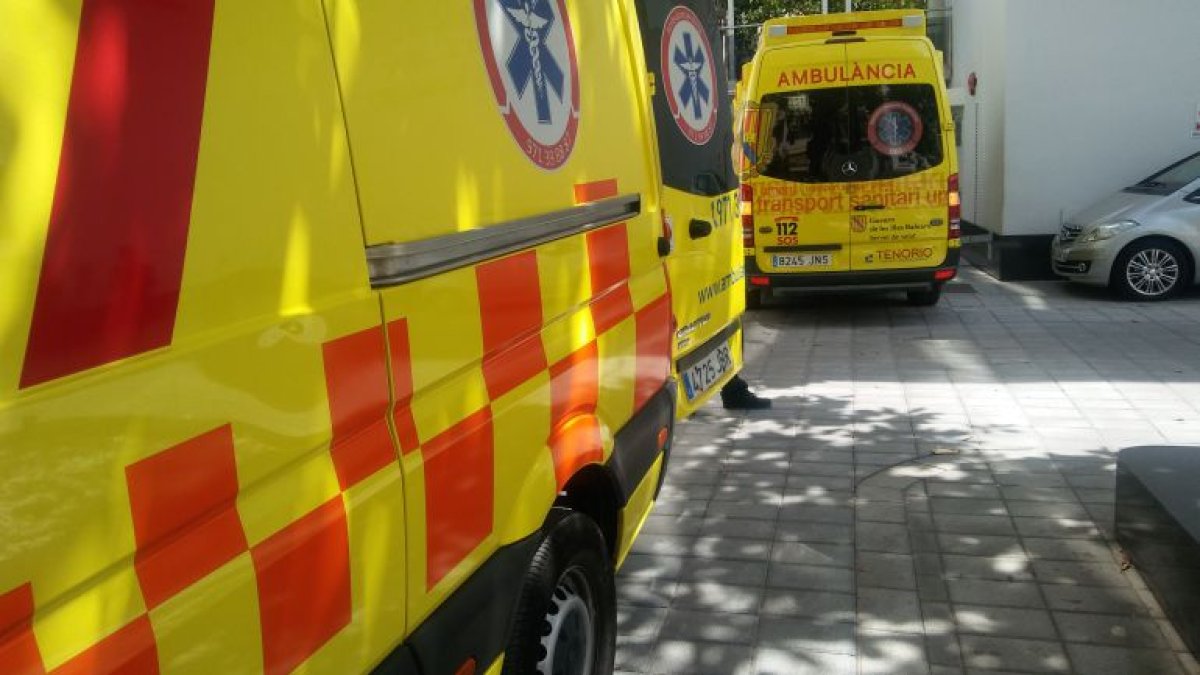 Ambulancias del servicio de emergencias.