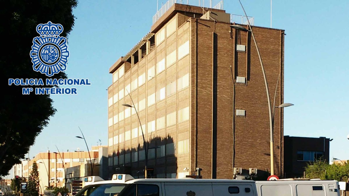 El atestado policial ya ha sido puesto a disposición de la autoridad judicial competente.