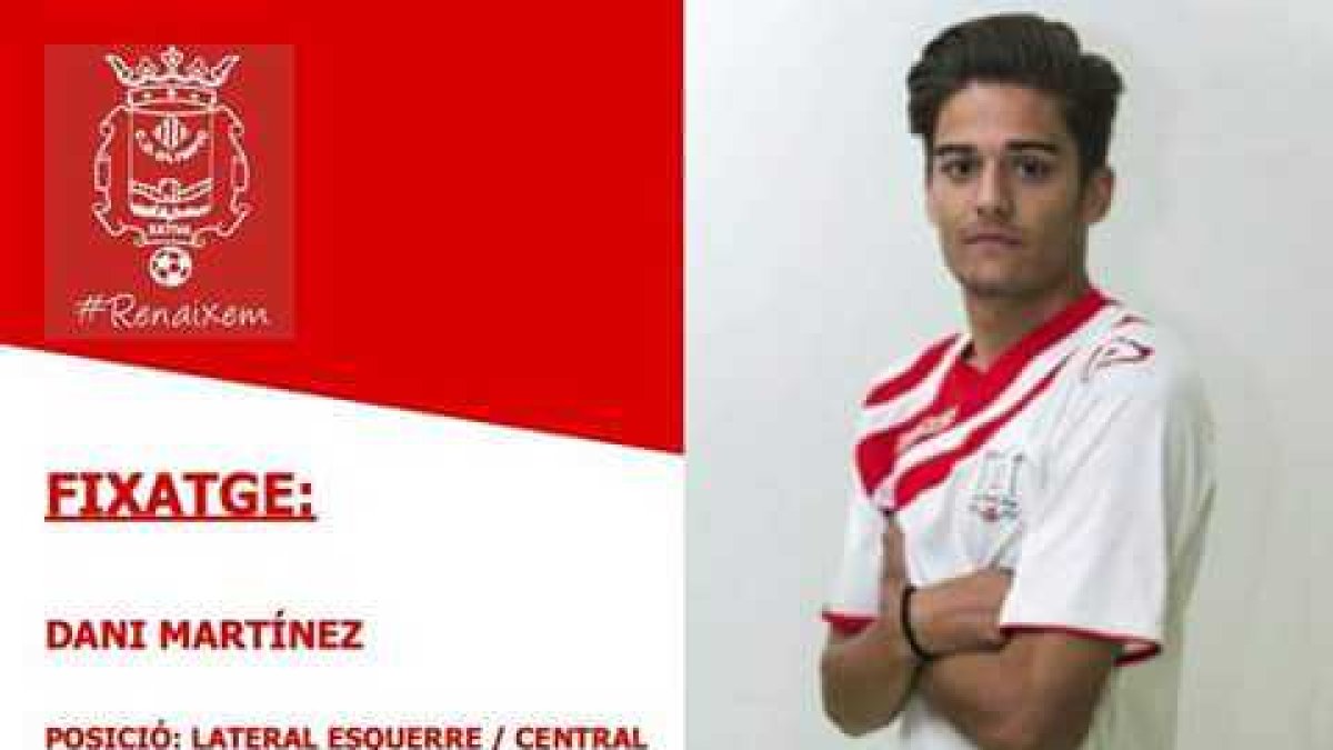 El jugador almeriense con la camiseta del Olímpic.